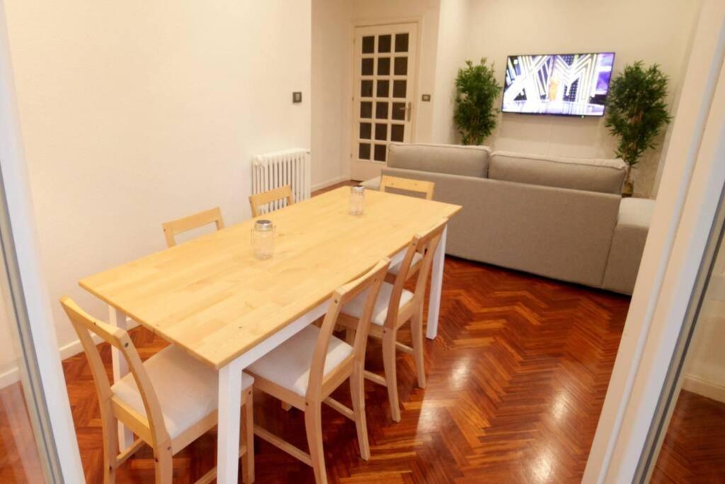 Ferienwohnung Piso Lujo En Gran Via Con Garaje Vigo Exterior foto
